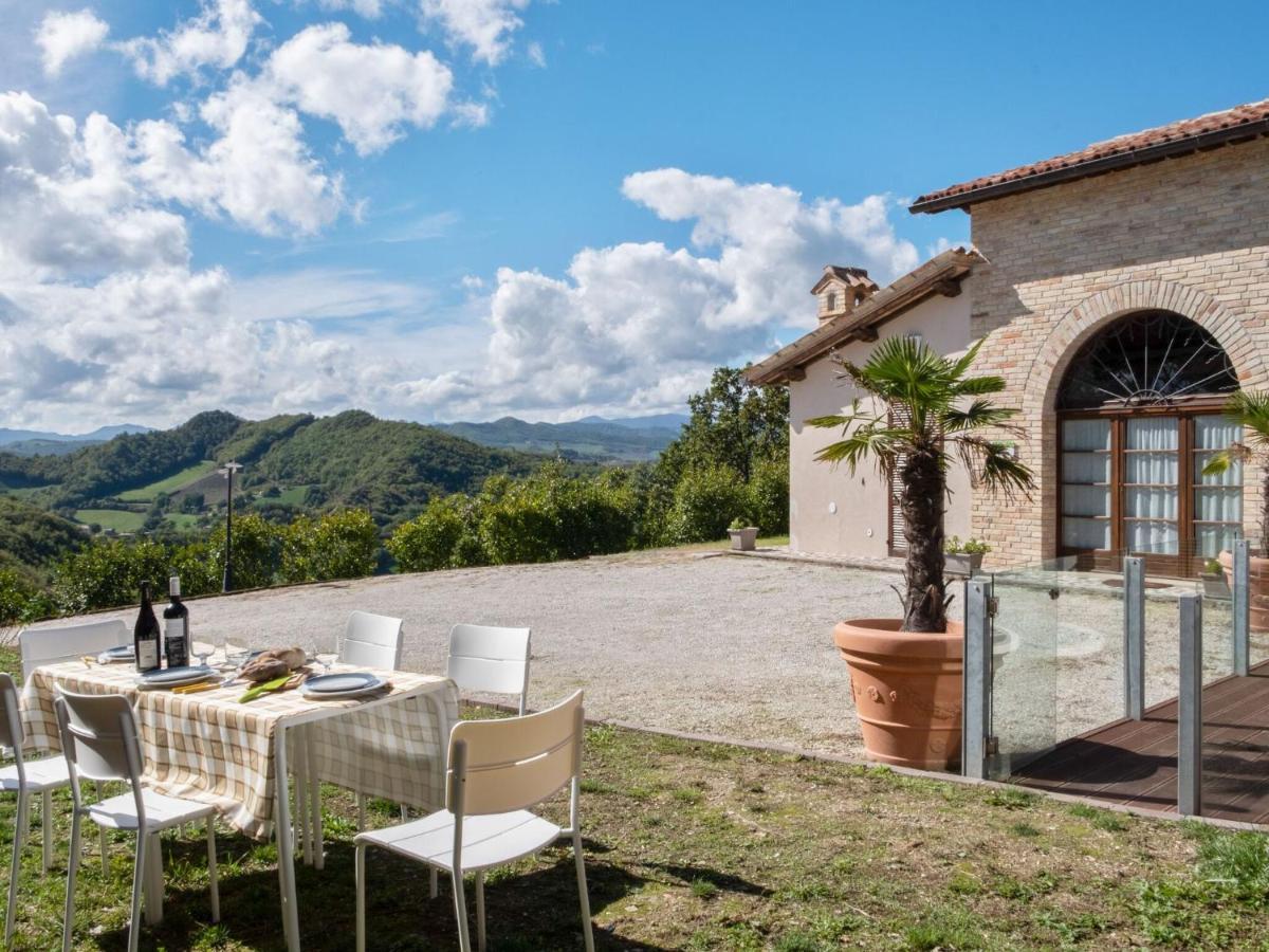 Belvilla By Oyo Borgo Tre Sant'Angelo in Vado Exterior photo